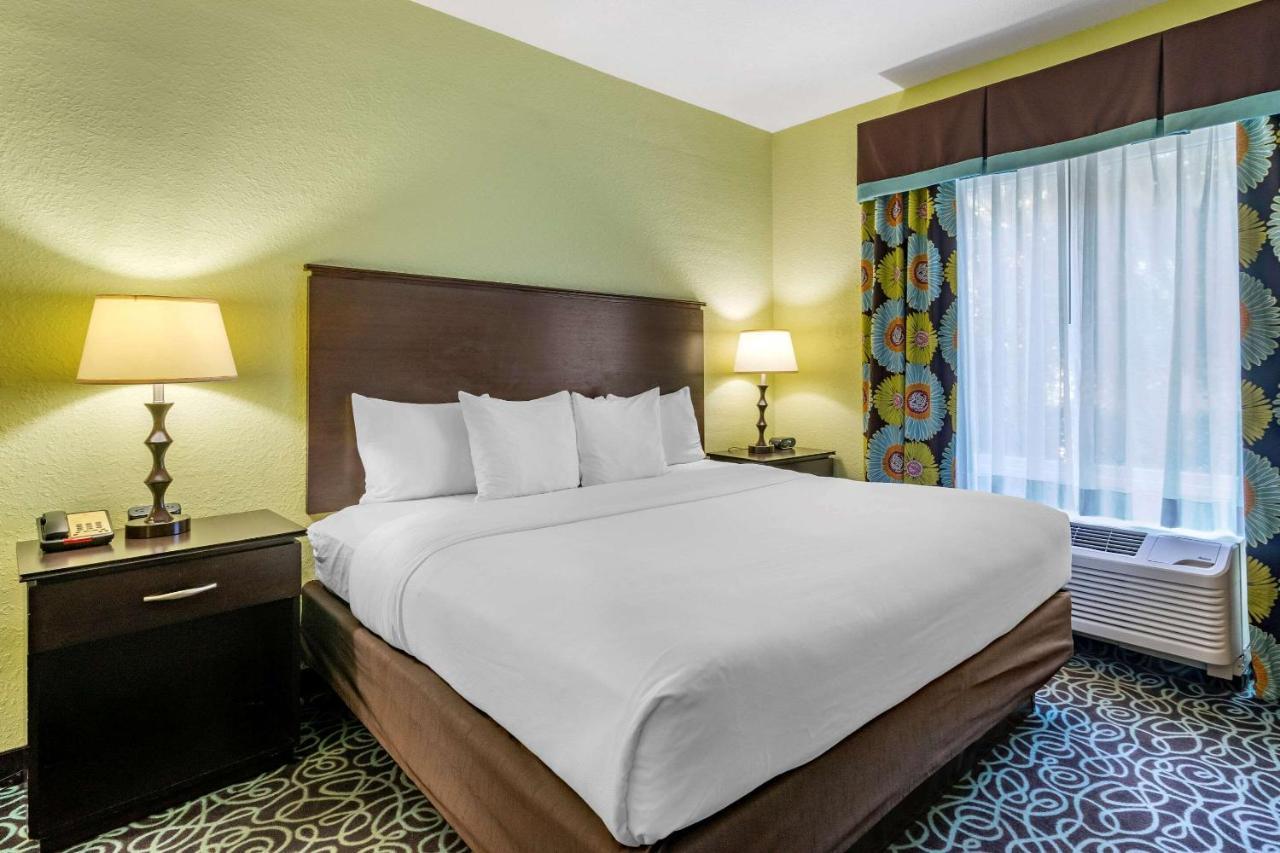 Hampton Inn By Hilton Tampa Fairgrounds Casino Mango Экстерьер фото