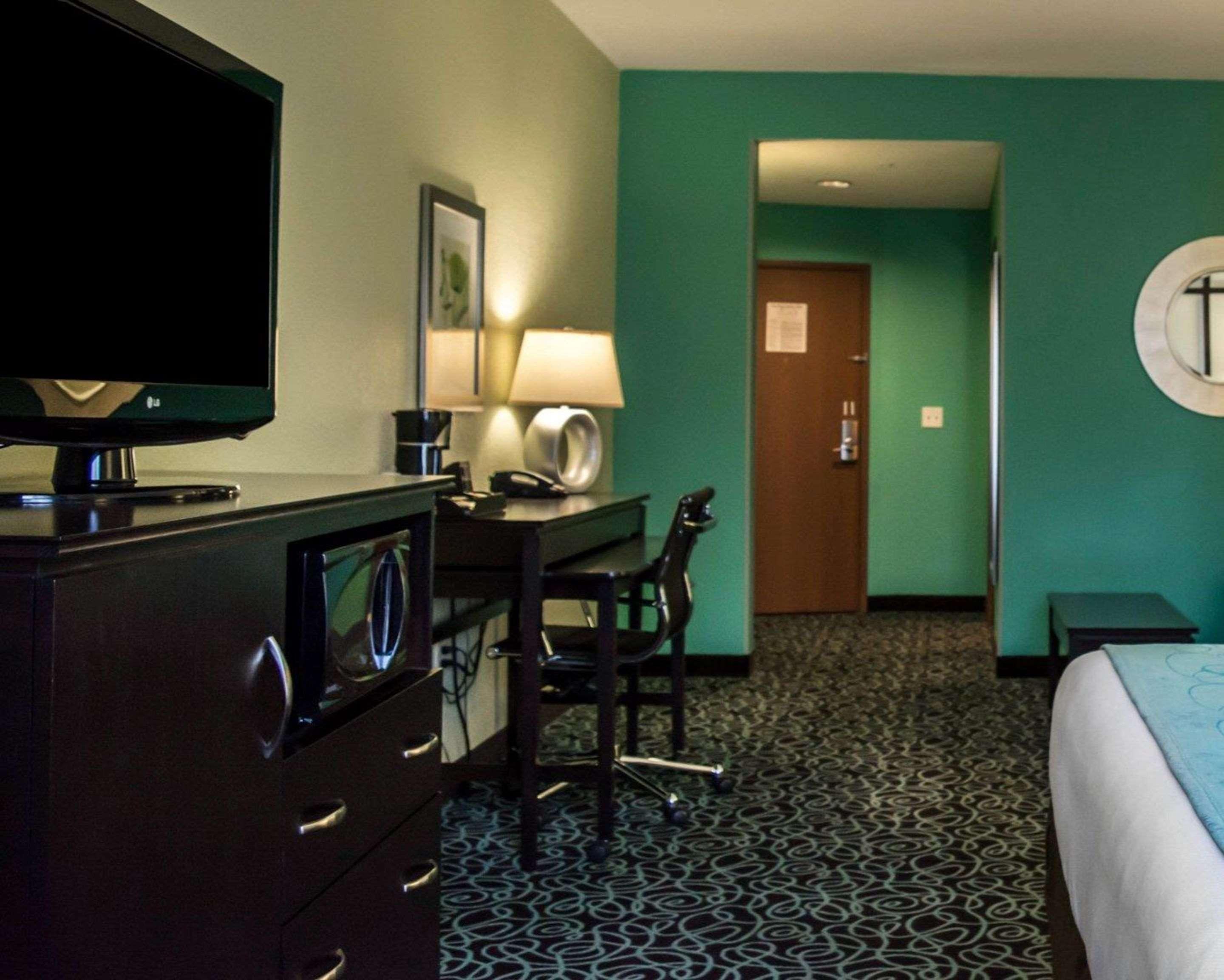 Hampton Inn By Hilton Tampa Fairgrounds Casino Mango Экстерьер фото