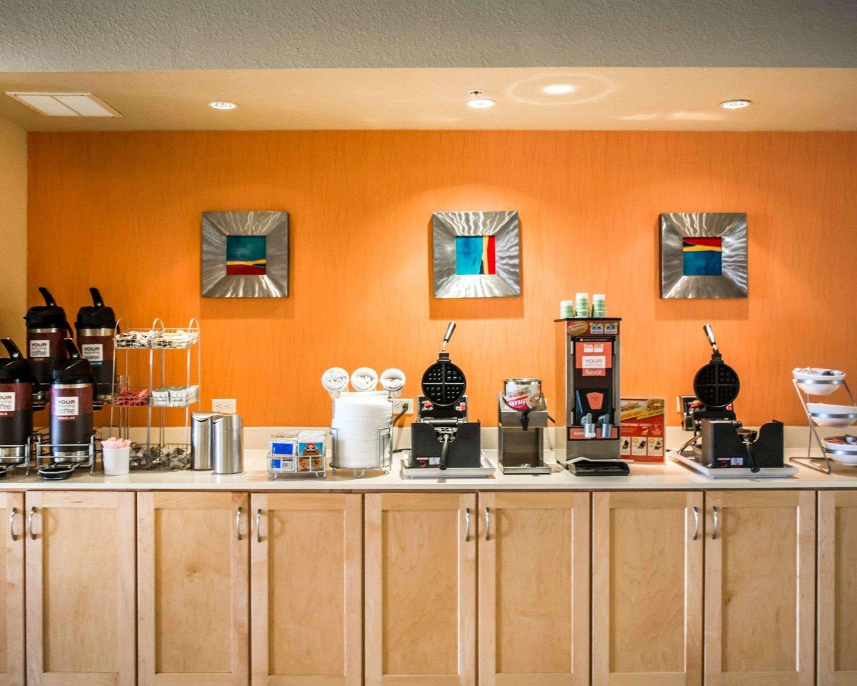 Hampton Inn By Hilton Tampa Fairgrounds Casino Mango Экстерьер фото